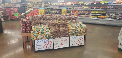 Grocery Store «Save-A-Lot», reviews and photos, 201 Elmore St, Monterey, TN 38574, USA