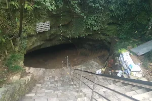 Mahendra Cave image