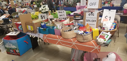 Shopping Mall «Sun-Vet Mall», reviews and photos, 5801 Sunrise Hwy, Holbrook, NY 11741, USA