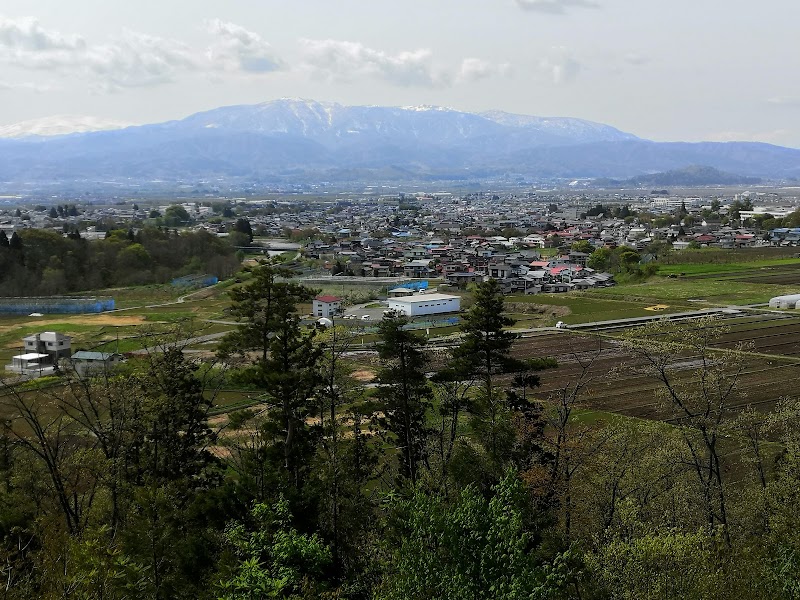 東根山 秀重院【最上三十三観音 第19番札所 黒鳥観音】