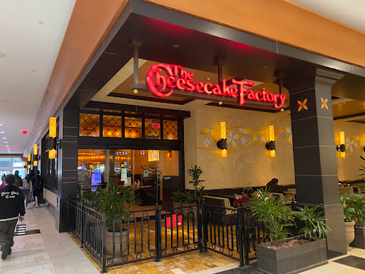 Shopping Mall «Newport Centre», reviews and photos, 30 Mall Dr W, Jersey City, NJ 07310, USA