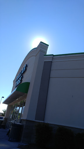Dollar Store «Dollar Tree», reviews and photos, 2044 Victory Blvd, Portsmouth, VA 23702, USA