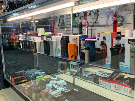 Tobacco Shop «Glass City Tobacco Inc», reviews and photos, 7600 Gardner Park Dr, Gainesville, VA 20155, USA