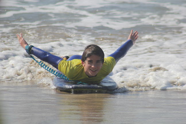Linha de Onda - Surfing School - Porto - Escola