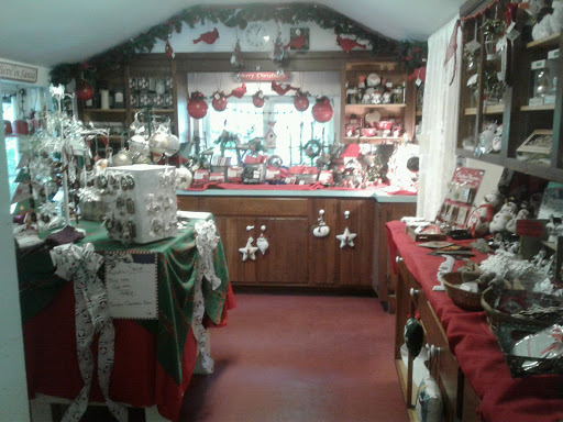 Gift Shop «Washington Memorial Chapel Cabin Shop», reviews and photos, PA-23 #300, Valley Forge, PA 19481, USA