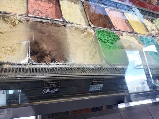 Ice Cream Shop «Cold Stone Creamery», reviews and photos, 1 Levee Way #2104, Newport, KY 41071, USA