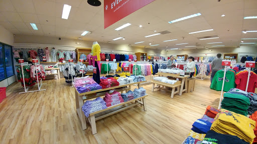 Hanna Andersson Outlet Store, 7 Monroe Pkwy, Lake Oswego, OR 97035, USA, 