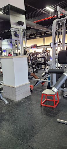 Gym «Intoxx Fitness - Grasmere», reviews and photos, 2071 Clove Rd, Staten Island, NY 10304, USA