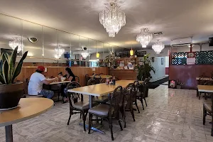Pho Lynn Restaurant image