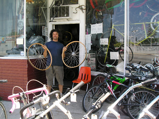 Bicycle Store «Atomic Cycles», reviews and photos, 17322 Saticoy St, Van Nuys, CA 91406, USA