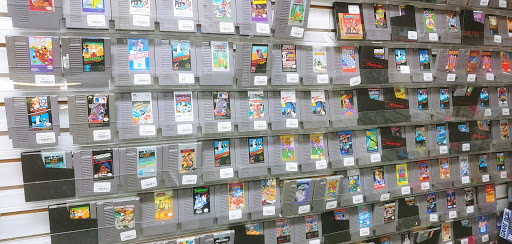 Video Game Store «Gameplay Long Beach», reviews and photos, 5911 E Spring St, Long Beach, CA 90808, USA