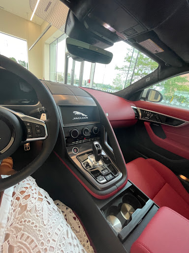 Car Dealer «Jaguar Orland Park», reviews and photos, 8031 W 159th St, Tinley Park, IL 60477, USA