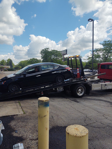 Auto Parts Store «Pep Boys Auto Parts & Service», reviews and photos, 851 E Roosevelt Rd, Lombard, IL 60148, USA