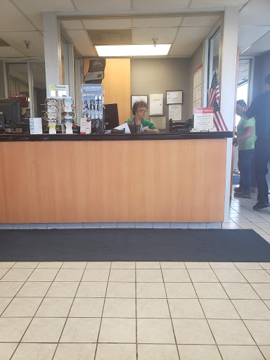 Mazda Dealer «Gullo Mazda of Conroe», reviews and photos, 750 Interstate 45 S, Conroe, TX 77304, USA