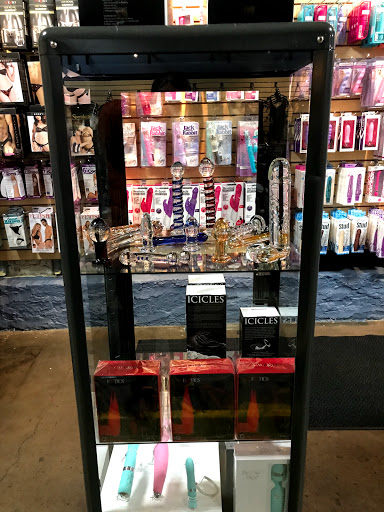 Gift Shop «Fantasy Gifts», reviews and photos, 375 E 7th St, St Paul, MN 55101, USA