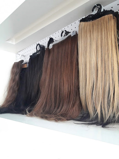 Peluquero especialista en extensiones