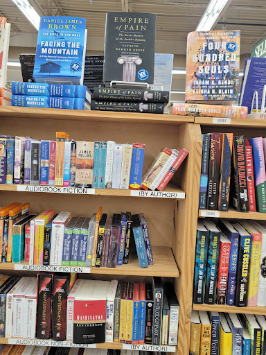 Book Store «Half Price Books», reviews and photos, 1328 Butterfield Rd, Downers Grove, IL 60515, USA