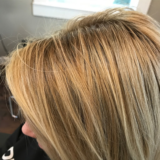 Hair Salon «Fringe Hair Works», reviews and photos, 7 N Main St, West Hartford, CT 06107, USA