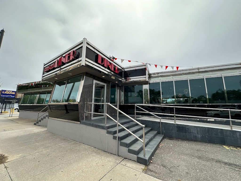 Red Apple Diner 11563