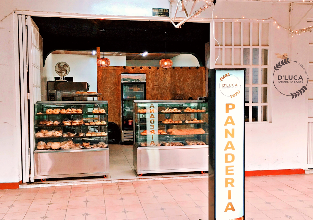 DLUCA Panadería & Café