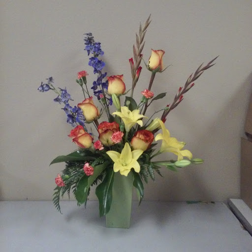 Florist «Fort Myers Flower House», reviews and photos, 3441 Fowler St, Fort Myers, FL 33901, USA