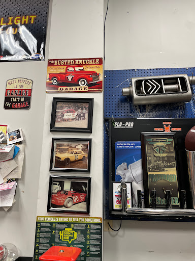 Auto Repair Shop «Huntsman Automotive», reviews and photos, 1728 Campbell Ln, Bowling Green, KY 42104, USA