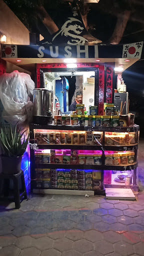 الياباني sushi 