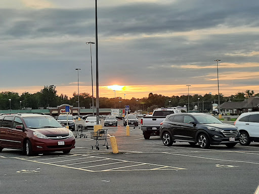 Grocery Store «Price Rite of Westfield», reviews and photos, 303 E Main St, Westfield, MA 01085, USA