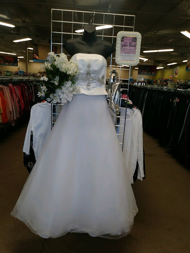 Non-Profit Organization «Goodwill Store & Donation Center», reviews and photos, 1381 N Rand Rd, Palatine, IL 60074, USA