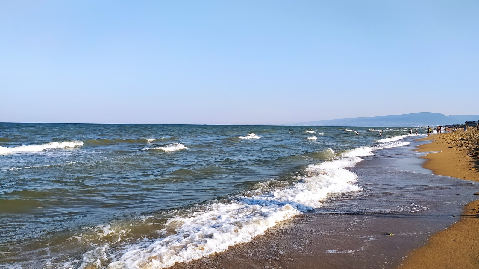Photo de Kizlyar Laguna avec un rivage spacieux