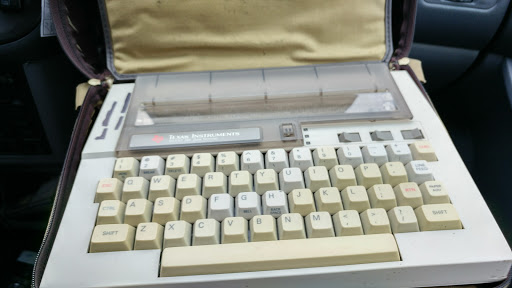 Outlet Store «Goodwill Outlet», reviews and photos