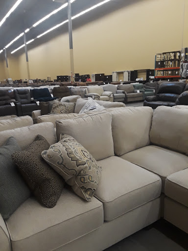 Furniture Store «Ashley Furniture HomeStore», reviews and photos, 14810 North Freeway #100, Houston, TX 77090, USA