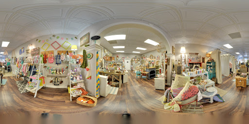 Boutique «Oak & Lace», reviews and photos, 802 S Main St, Columbia, TN 38401, USA