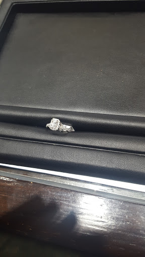 Jewelry Store «The Jewelry Exchange», reviews and photos, 15732 Tustin Village Way, Tustin, CA 92780, USA