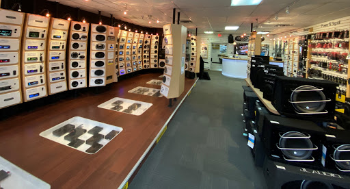 Electronics Store «Safe & Sound Mobile Electronics», reviews and photos, 14508 Lee Rd, Chantilly, VA 20151, USA