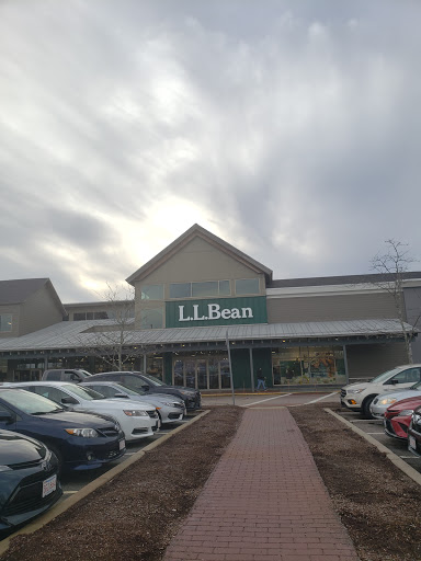 Clothing Store «L.L. Bean», reviews and photos, 280 School St, Mansfield, MA 02048, USA
