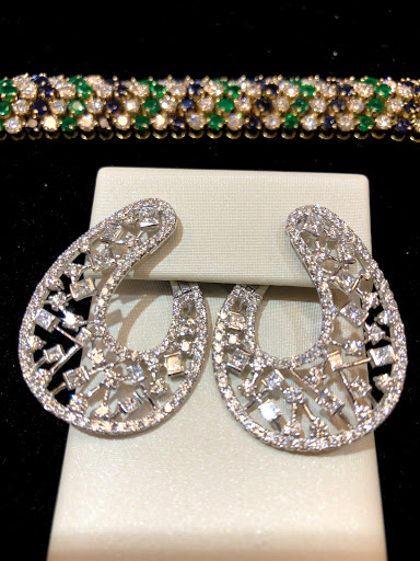 Pawn Shop «Money & More», reviews and photos, 1025 S Riverside Dr, Iowa City, IA 52246, USA