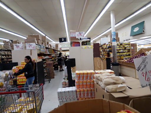 Shopping Mall «Carrollton Shopping Center», reviews and photos, 8474 Annapolis Rd, New Carrollton, MD 20784, USA