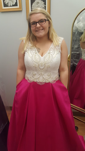 Bridal Shop «Proms Pageants & Pretty Things», reviews and photos, 5325 Peters Creek Rd, Roanoke, VA 24019, USA