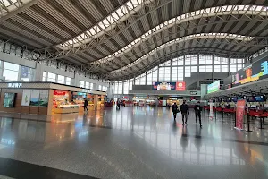 Chengdu Shuangliu International Airport image