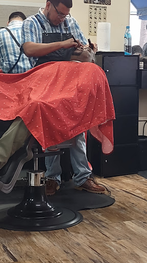 Barber Shop «Legit Cuts Barber Shop», reviews and photos, 206 N 2nd St, Fort Pierce, FL 34950, USA
