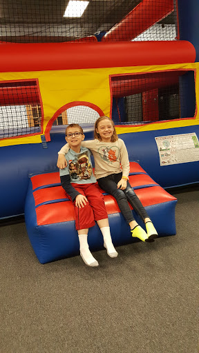 Shopping Mall «Mounds Mall», reviews and photos, 2109 S Scatterfield Rd, Anderson, IN 46016, USA