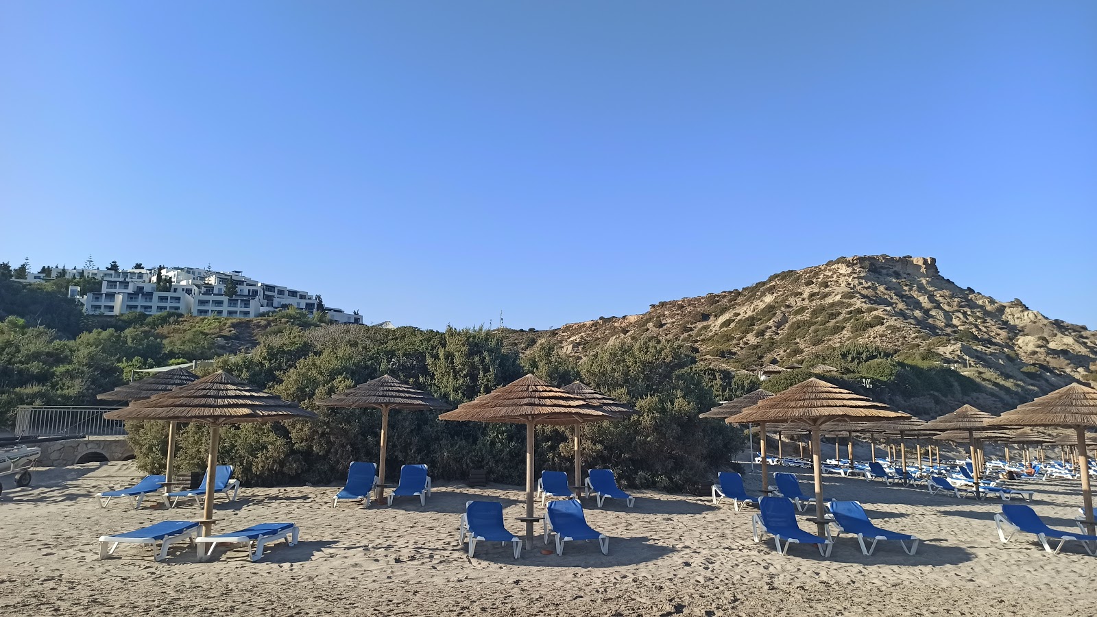 Helona beach'in fotoğrafı geniş plaj ile birlikte