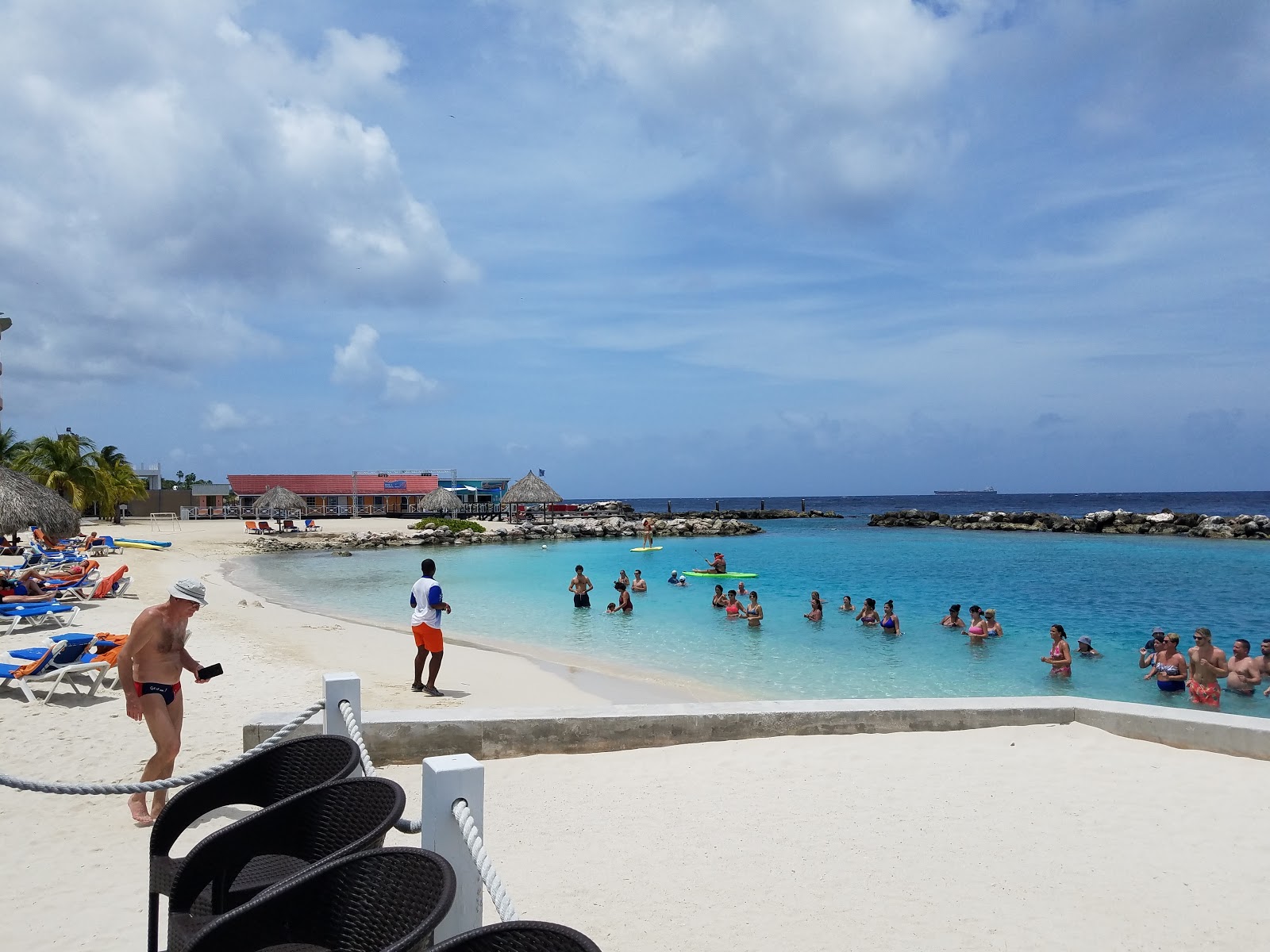 Fotografija Sunscape Curacao z svetel fin pesek površino