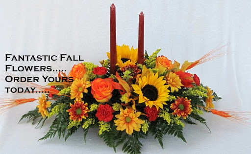 Florist «Dietz Flower Shop & Tuxedo Rental», reviews and photos, 969 E Kingsbury St, Seguin, TX 78155, USA