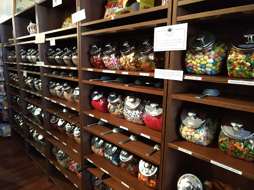 Grocery Store «Old Wethersfield Country Store», reviews and photos, 221 Main St, Wethersfield, CT 06109, USA