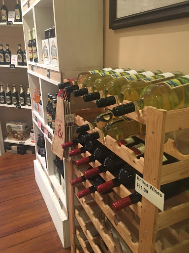 Wine Store «Spin the Bottle Wine Company», reviews and photos, 220 E Patrick St, Frederick, MD 21701, USA