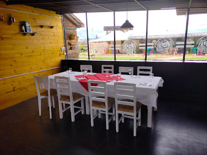 Restaurante Campestre Los Cuchis - Km 2, Tunja-Paipa, Cómbita, Boyacá, Colombia
