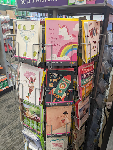 Print Shop «FedEx Office Print & Ship Center», reviews and photos, 1440 S E St b, San Bernardino, CA 92408, USA