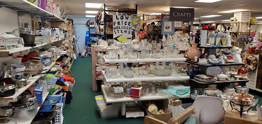 Thrift Store «Life Center Thriftshop», reviews and photos, 6331 6th Ave, Tacoma, WA 98406, USA